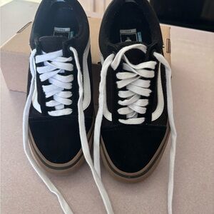 Vans Pro ultra cush black and white sneaker!